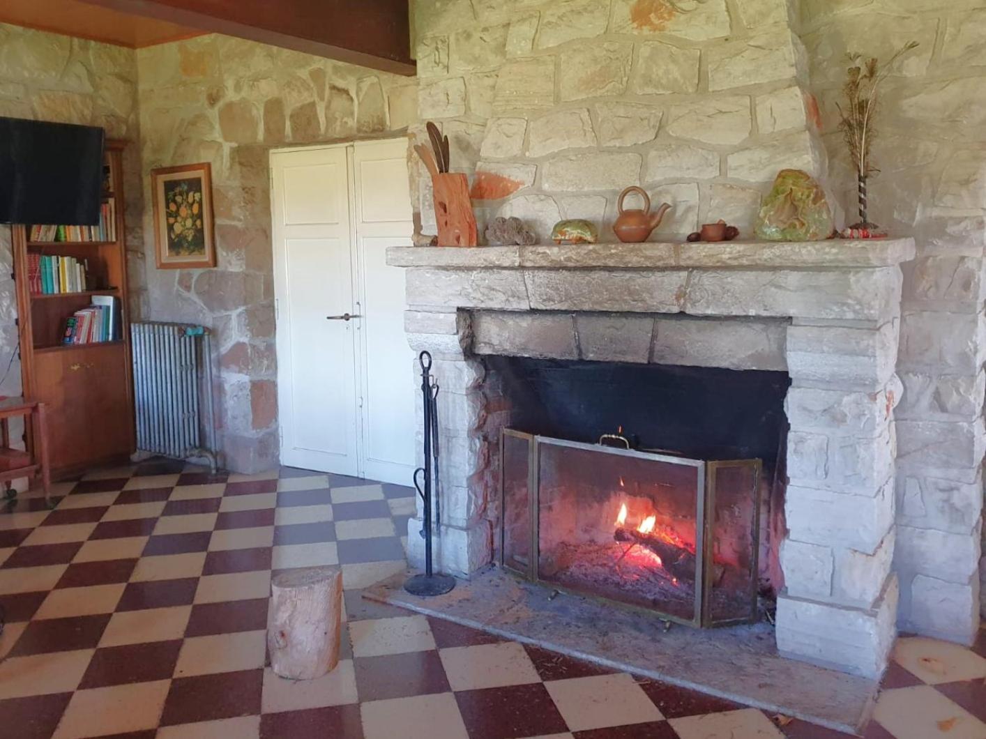 סיירה דה לוס פאדרס Chalet En Reserva Natural Paititi מראה חיצוני תמונה